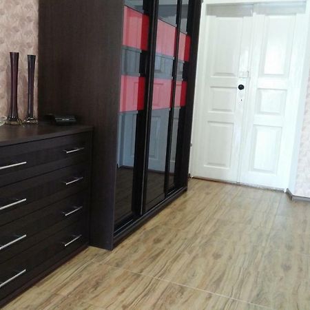 Berdychiv Separate Room Homestay In A Private House, Facilities Shared With Owner المظهر الخارجي الصورة
