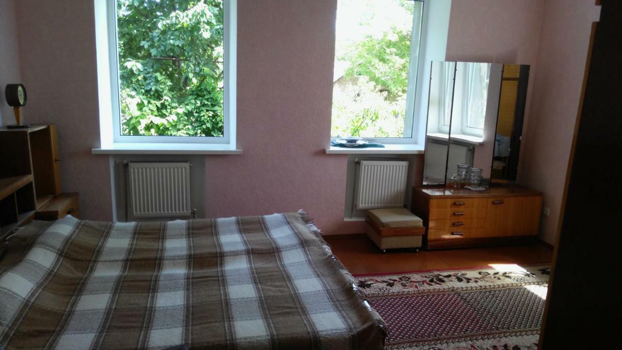 Berdychiv Separate Room Homestay In A Private House, Facilities Shared With Owner المظهر الخارجي الصورة