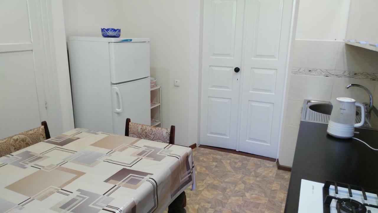 Berdychiv Separate Room Homestay In A Private House, Facilities Shared With Owner المظهر الخارجي الصورة