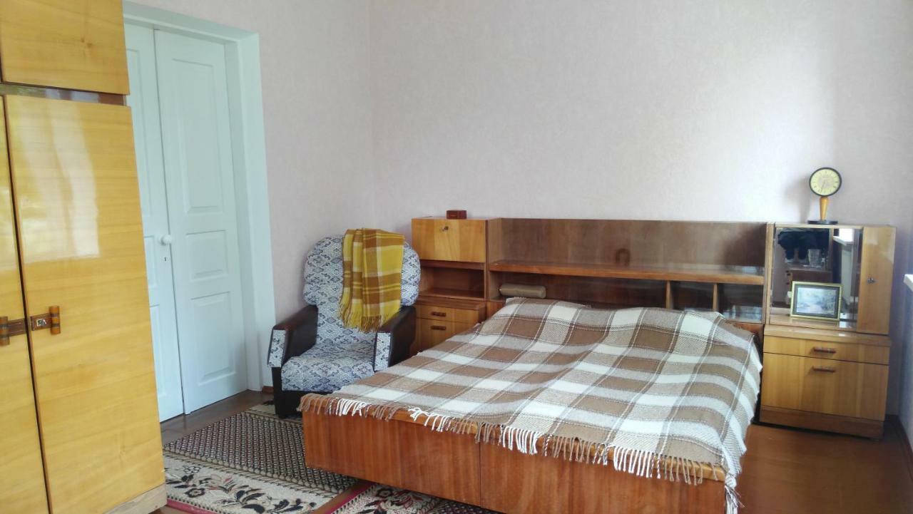 Berdychiv Separate Room Homestay In A Private House, Facilities Shared With Owner المظهر الخارجي الصورة
