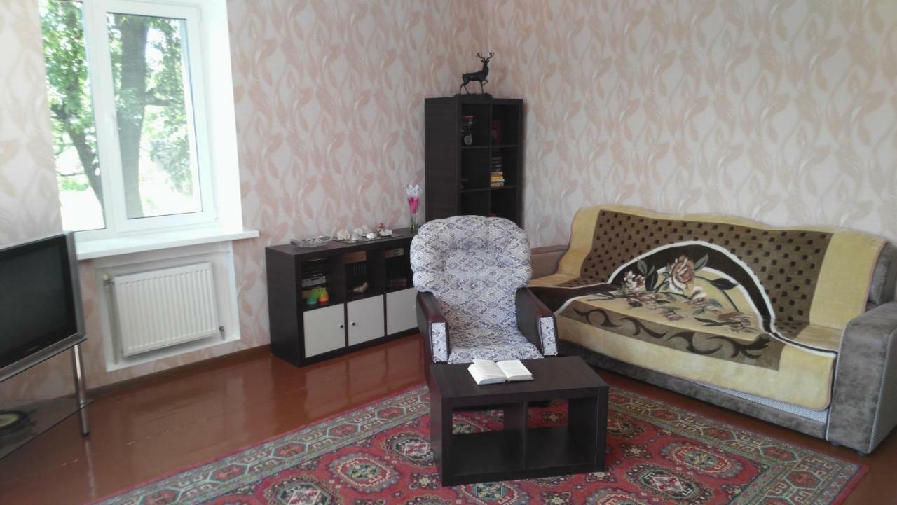 Berdychiv Separate Room Homestay In A Private House, Facilities Shared With Owner المظهر الخارجي الصورة